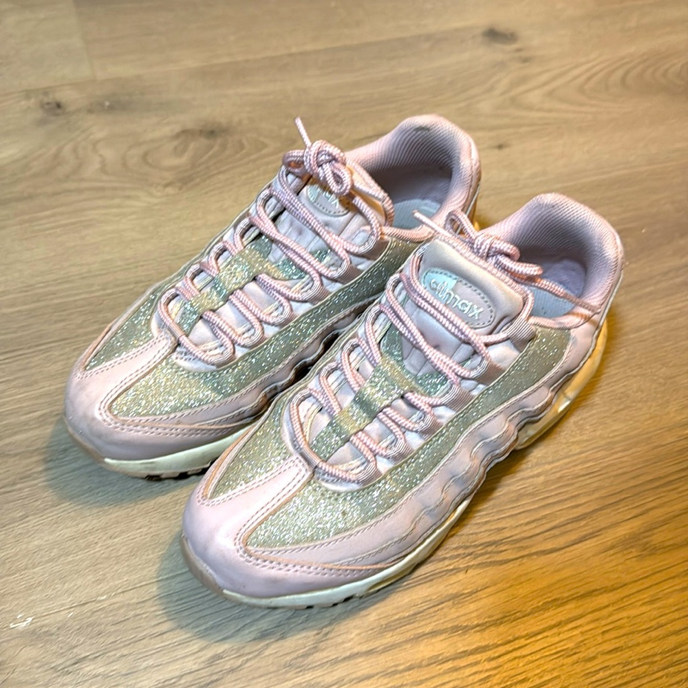 Pink glitter Nike air max 95